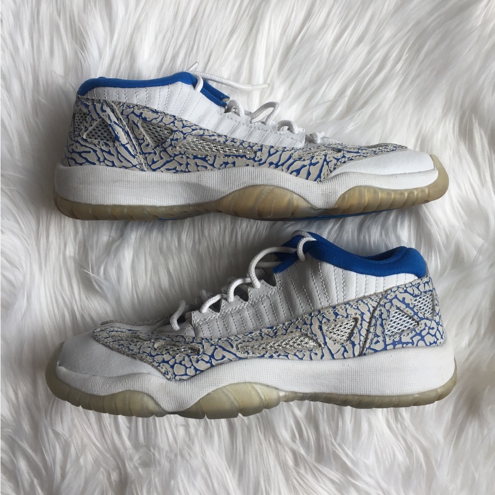 Nike Air Jordan XI 11 Low I.E. "Argon Blue" Retro GS